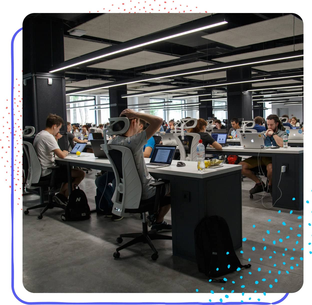 Payroll For Canadian Tech Companies Hero